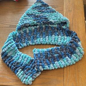 Multicolor Knitted Hooded Scarf